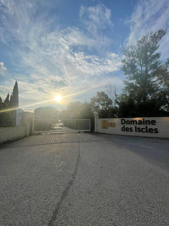 Mobil-Home Au Pied Du Luberon La Roque-d'Antheron Luaran gambar